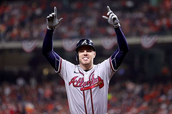 Dodgers sign Freddie Freeman to six-year, $162 million deal, per report -  MLB Daily Dish