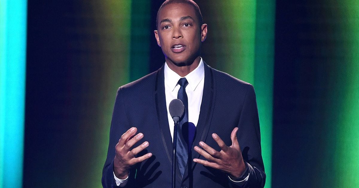 CNNs Don Lemon says Yes sir to police to stay alive image