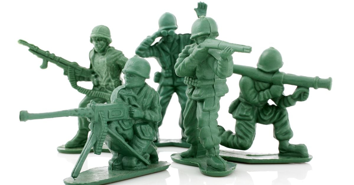 Green Army Men toys now officially include women