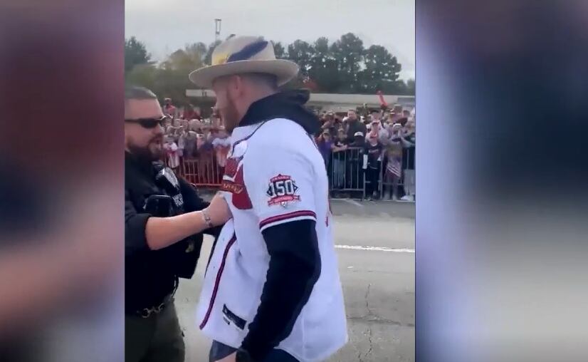 Why did a police officer grab Tyler Matzek during the Braves parade? We got  answers – WSB-TV Channel 2 - Atlanta