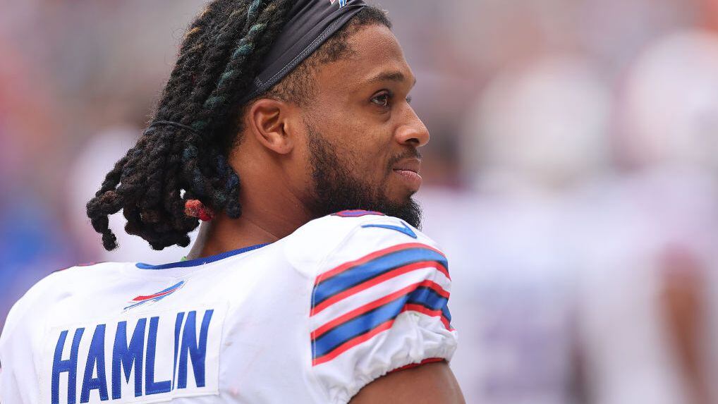 Buffalo Bills safety Damar Hamlin in critical condition after cardiac  arrest, team says – WSB-TV Channel 2 - Atlanta