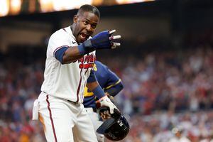 M-V-Free! Freeman HR sends Braves to NLCS, 5-4 over Brewers