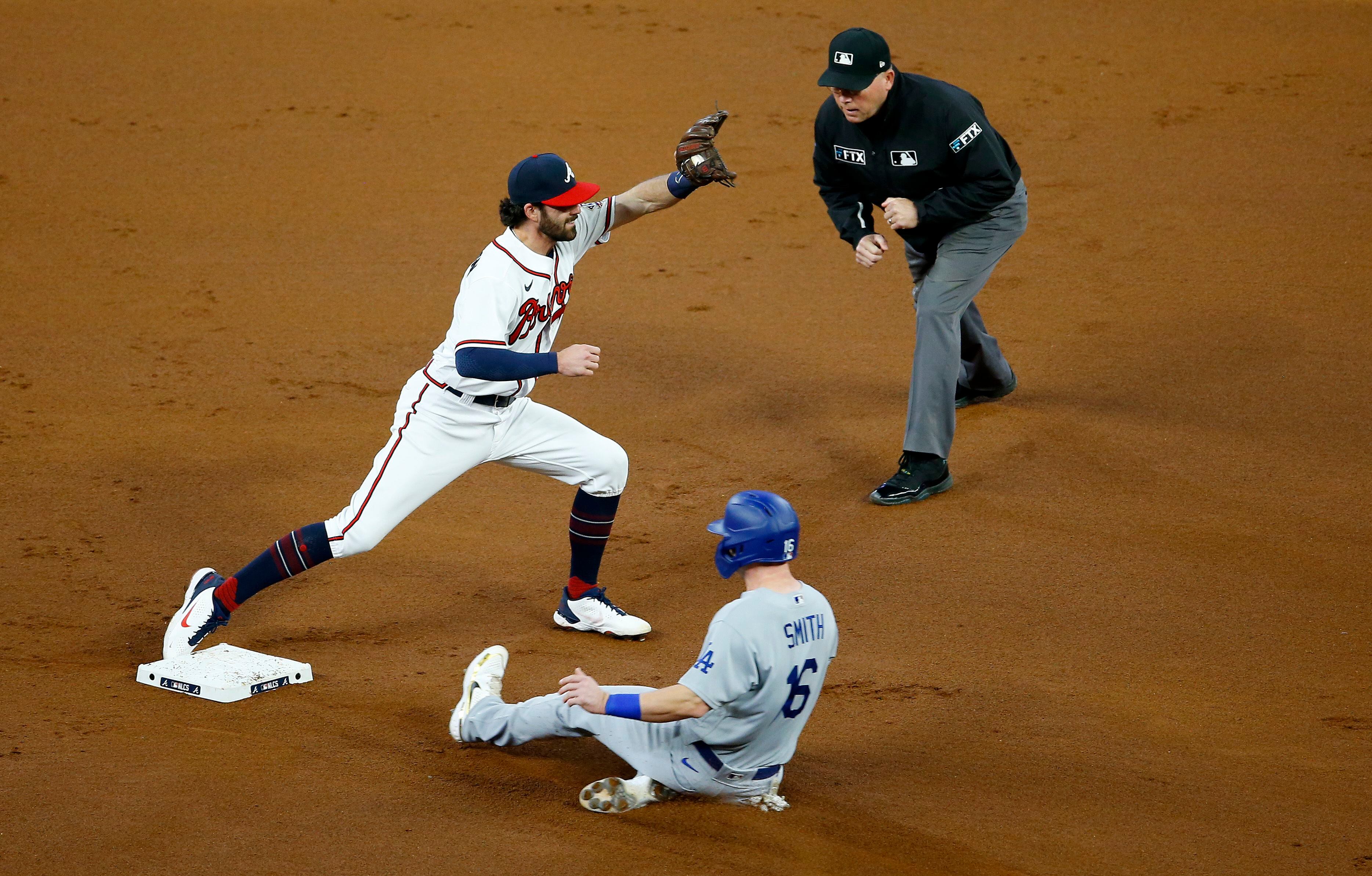 Eddie Rosario's big night, walk-off single leads to Braves win in Game 2 –  WSB-TV Channel 2 - Atlanta