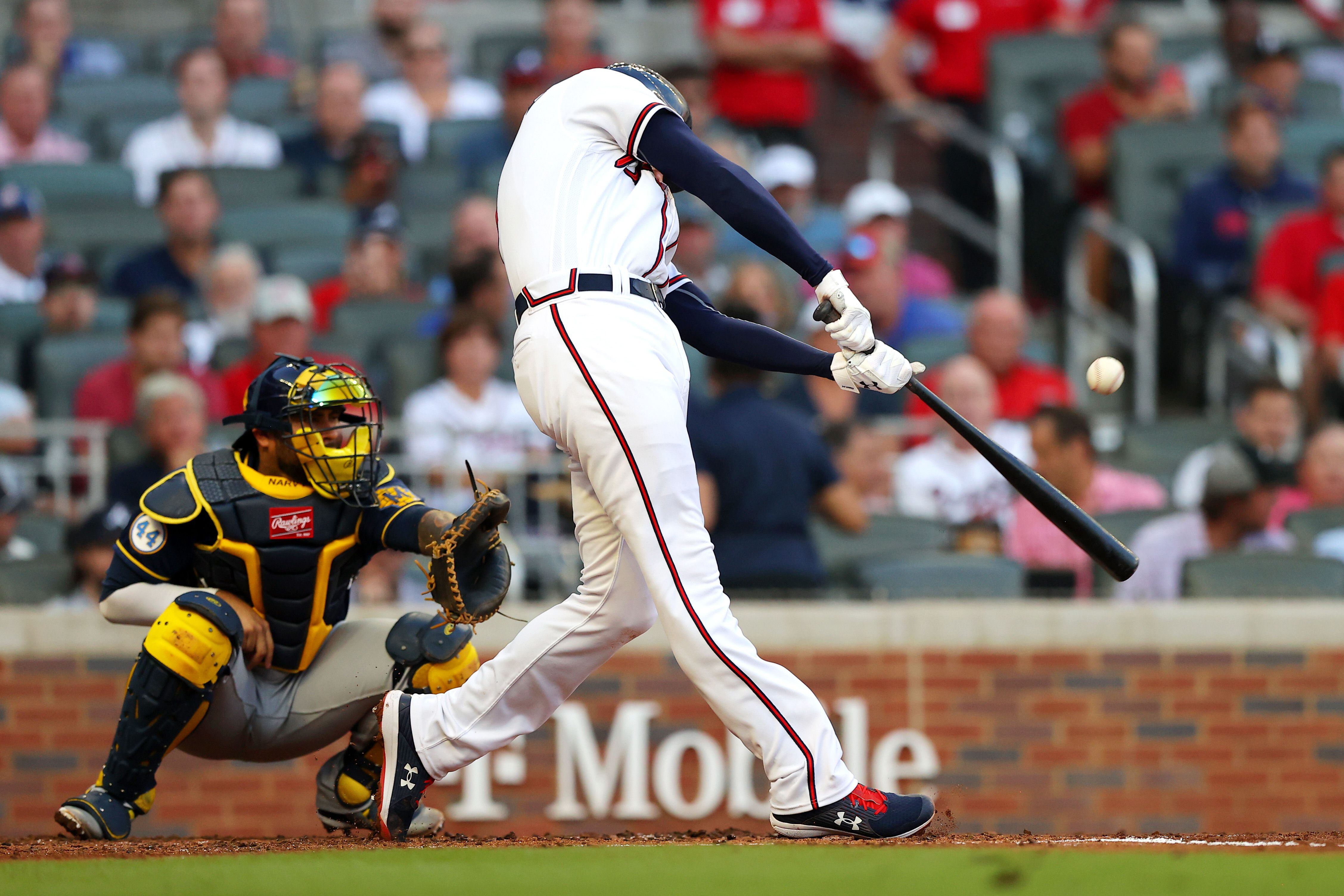 Freeman HR sends Braves to NLCS with 5-4 win over Brewers