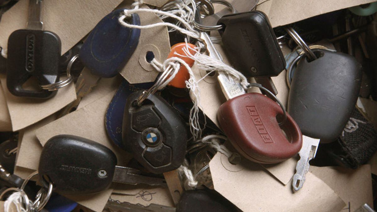 Why you might want to wrap your car key fob in foil