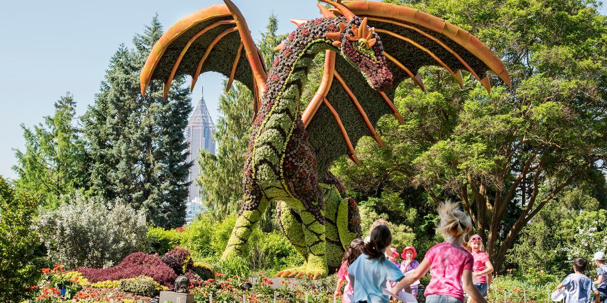 Imaginary Worlds Alice In Wonderland Coming To Botanical Garden