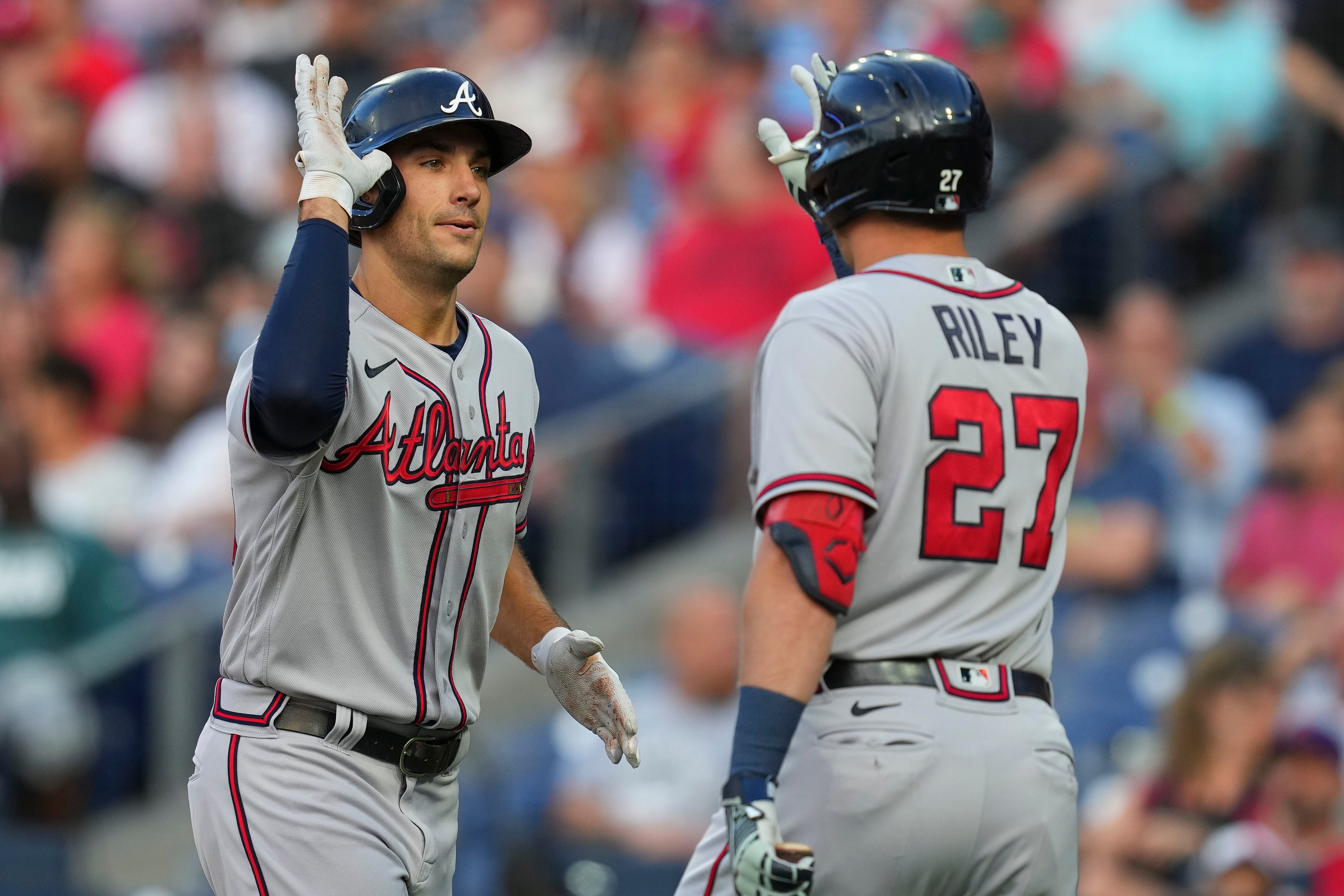 Braves rally for 5-4 win over Phillies on d'Arnaud, Riley homers and  game-ending double play