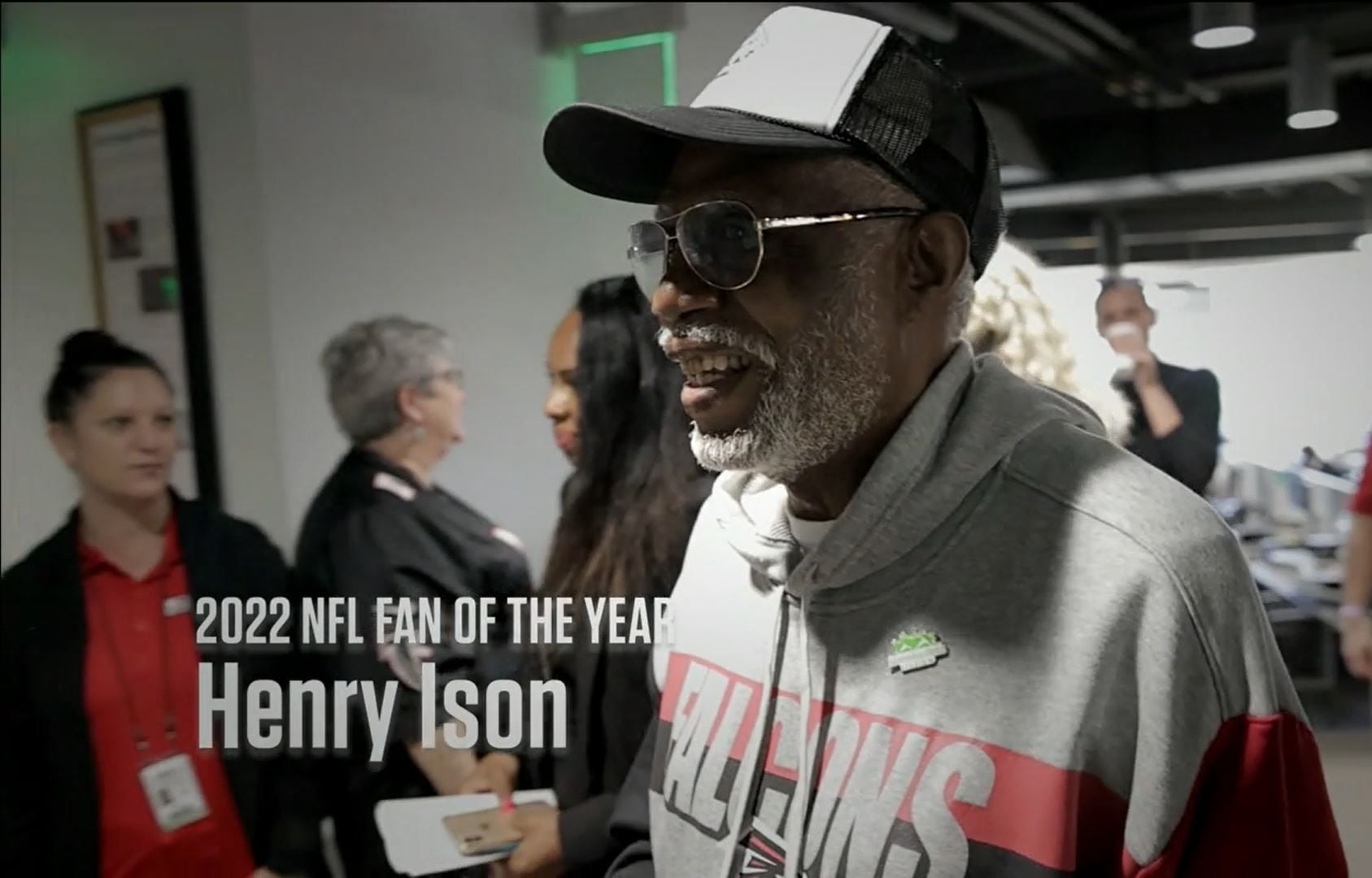 Atlanta Falcons fan named NFL's ultimate Fan of the Year, wins