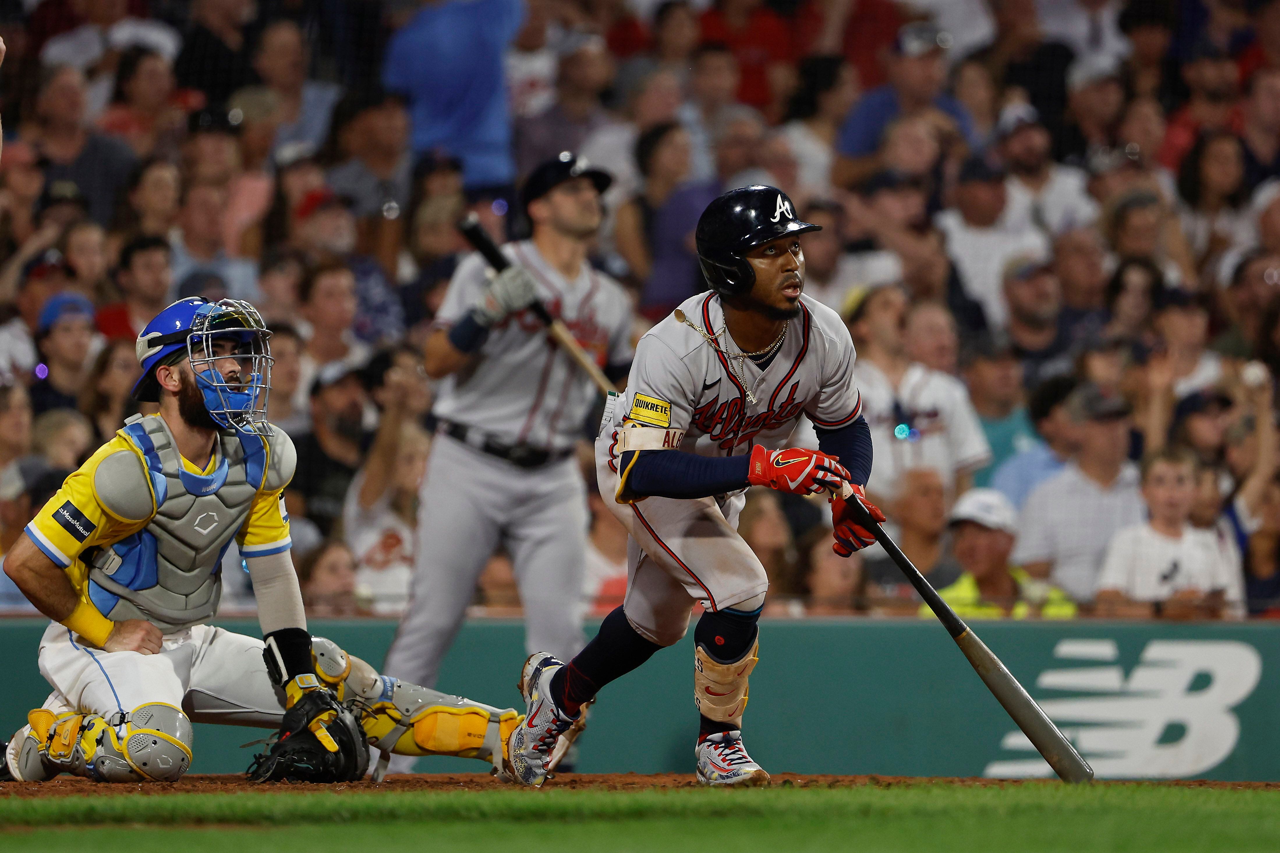 Red Sox rally for five runs late to beat Braves 5-3, sweep series